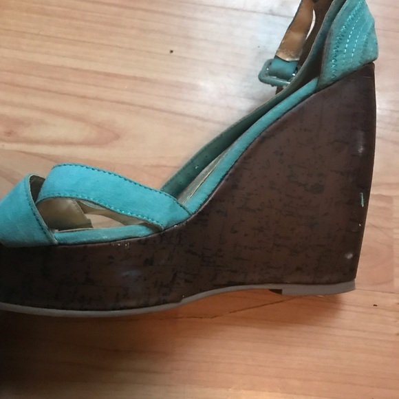 Turquoise wedges - Picture 3 of 5
